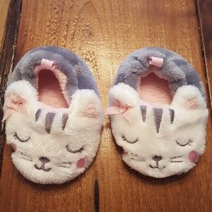 FREE W/ PURCHASE ITEM! Infant Kitten slippers Kids